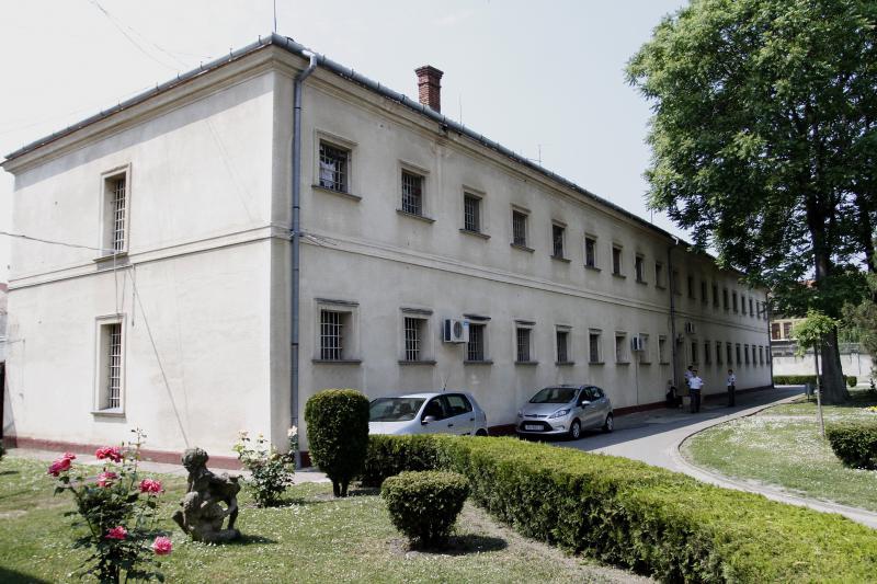 PXL 110612 681